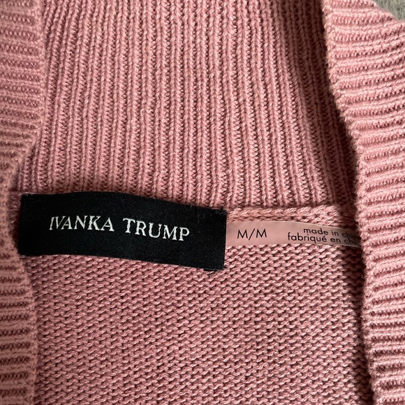 Ivanka Trump Sz M cardigan sweater. Like new - Picture 4 of 4